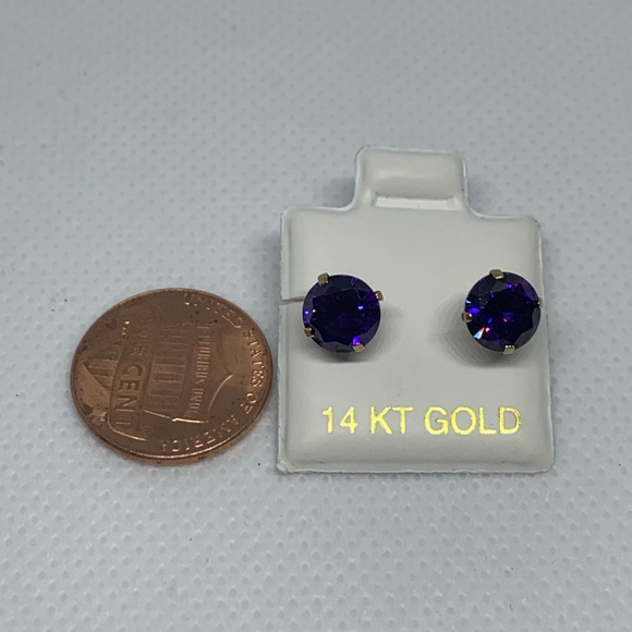 14k Gold Earrings with Purple stone - Picture 7 of 7